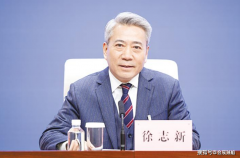 北省代表徐志新：走百村卖百家货做农人