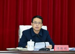 <b>严允：全面鞭策农业强农村美农人富 努力</b>